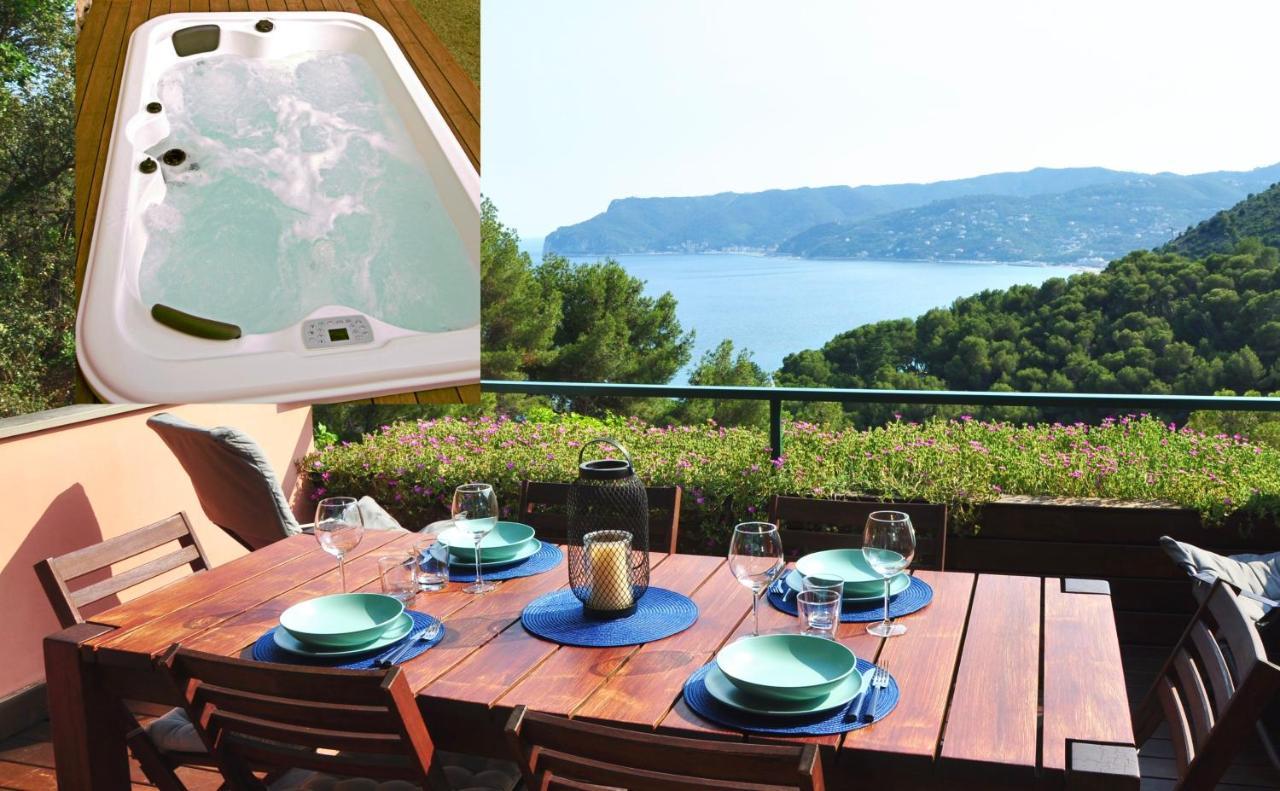 Una Spettacolare Vista Mare - Casa Con Jacuzzi Bergeggi Extérieur photo