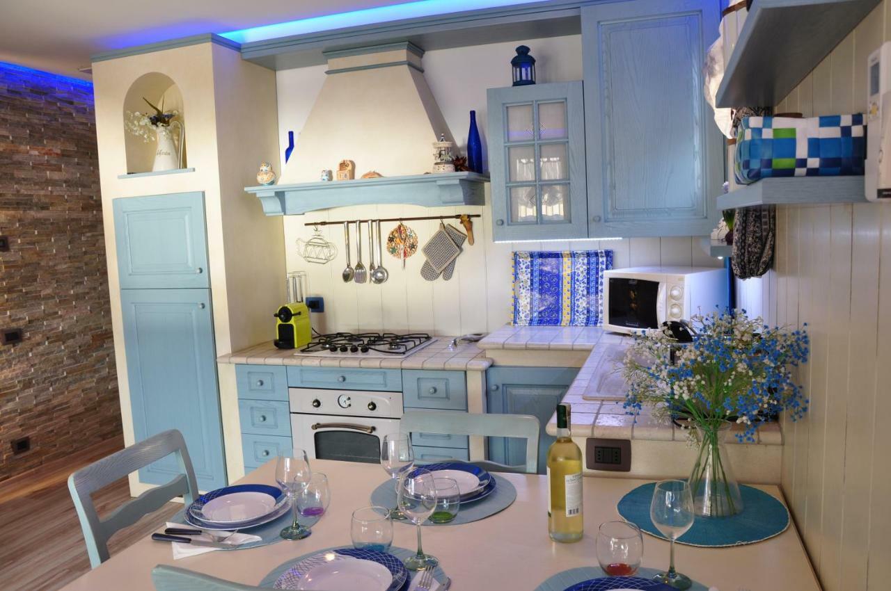Una Spettacolare Vista Mare - Casa Con Jacuzzi Bergeggi Extérieur photo