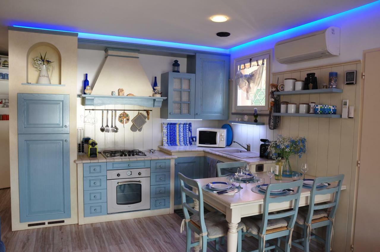 Una Spettacolare Vista Mare - Casa Con Jacuzzi Bergeggi Extérieur photo